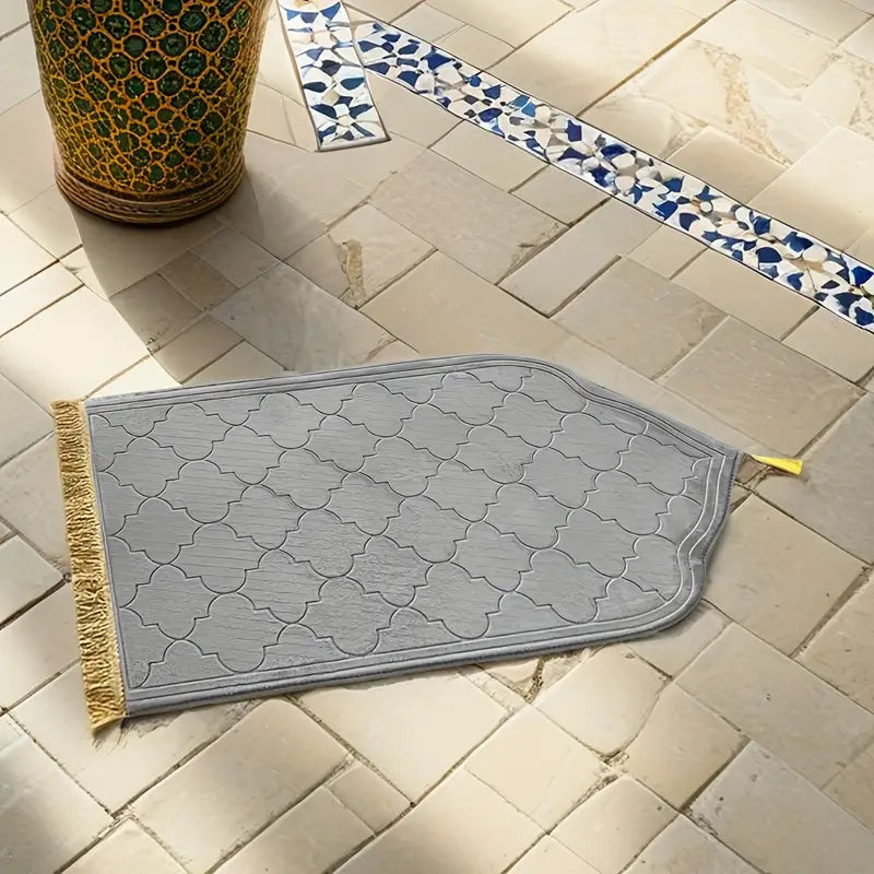 Premium Muslim Prayer Mat with Tassel Design - Non-Slip, Durable & Comfortable